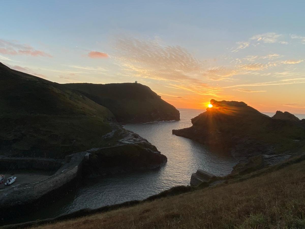 Polrunny Farm Sloe Cottage With A Sea View Boscastle Esterno foto