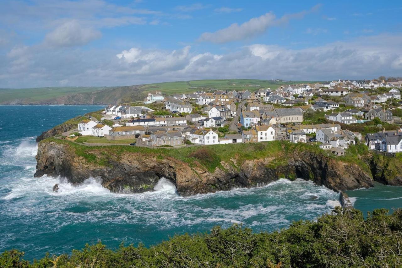 Polrunny Farm Sloe Cottage With A Sea View Boscastle Esterno foto